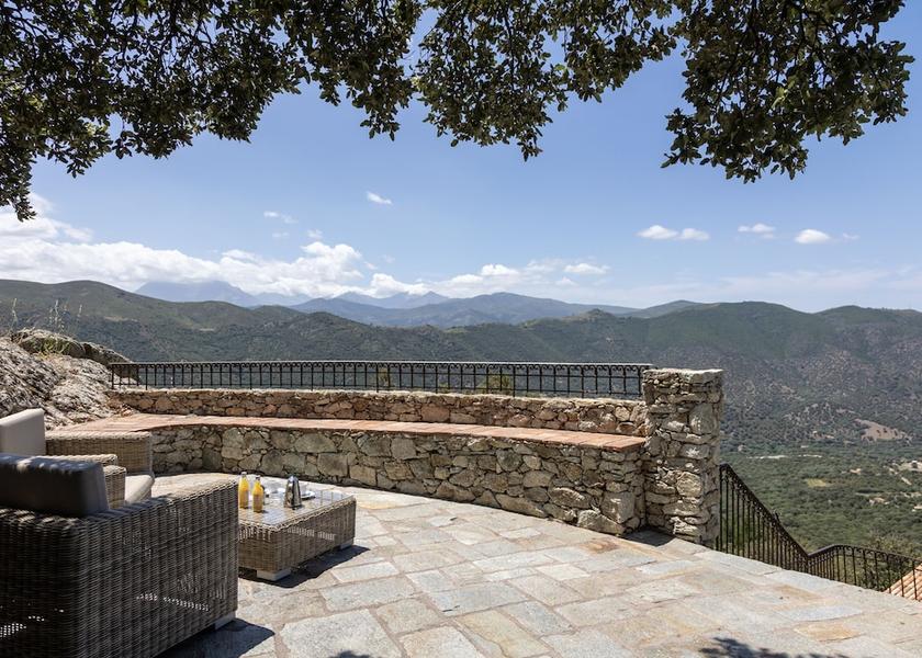 Corsica Lama Terrace