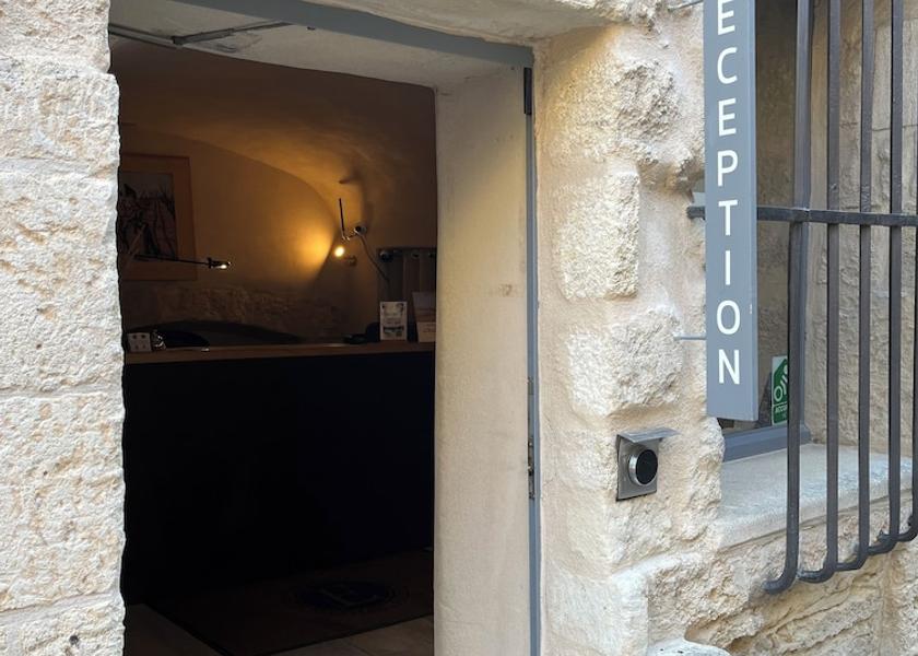 Occitanie Uzes Interior Entrance