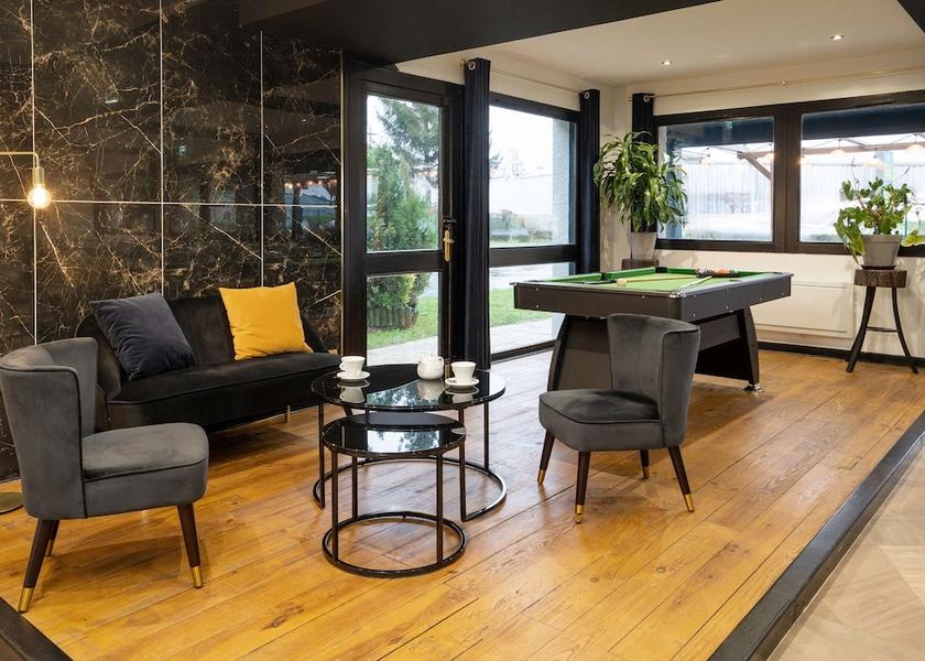 Hauts-de-France Rouvignies Lobby