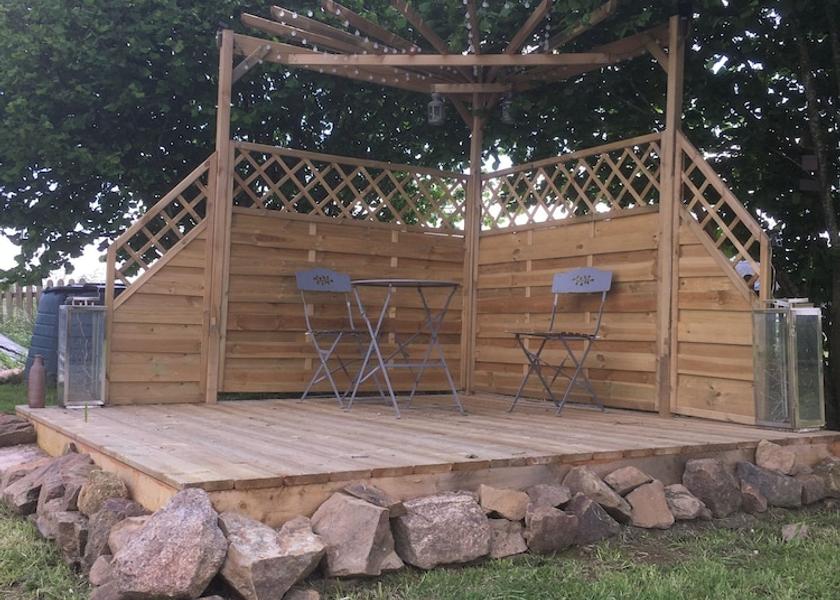 Normandy Savigny-Le-Vieux Exterior Detail