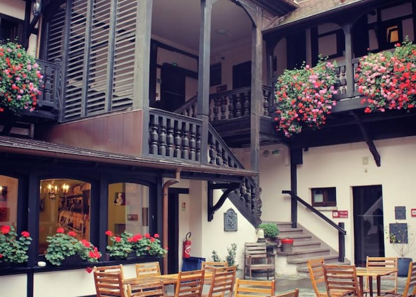 Grand Est Obernai Terrace/patio