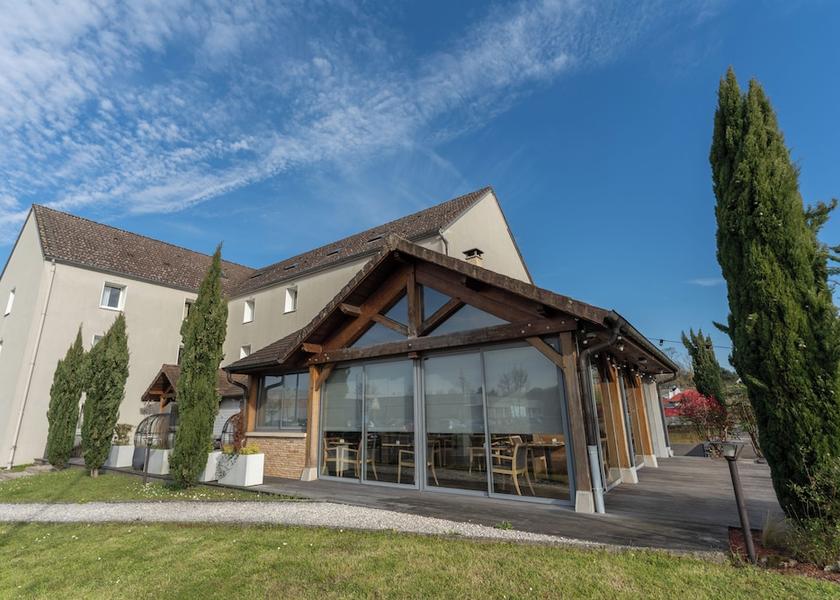 Bourgogne-Franche-Comté Montceau-les-Mines Front of property