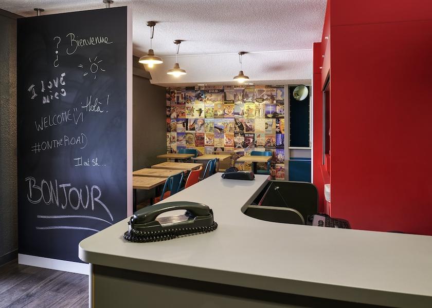 Hauts-de-France Mons-en-baroeul Reception