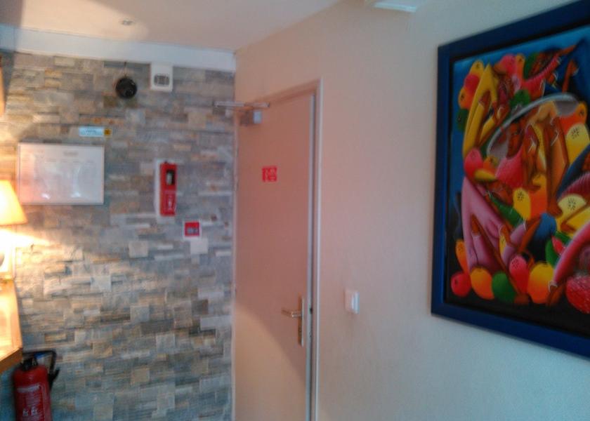 Ile-de-France Rueil-Malmaison Interior Entrance