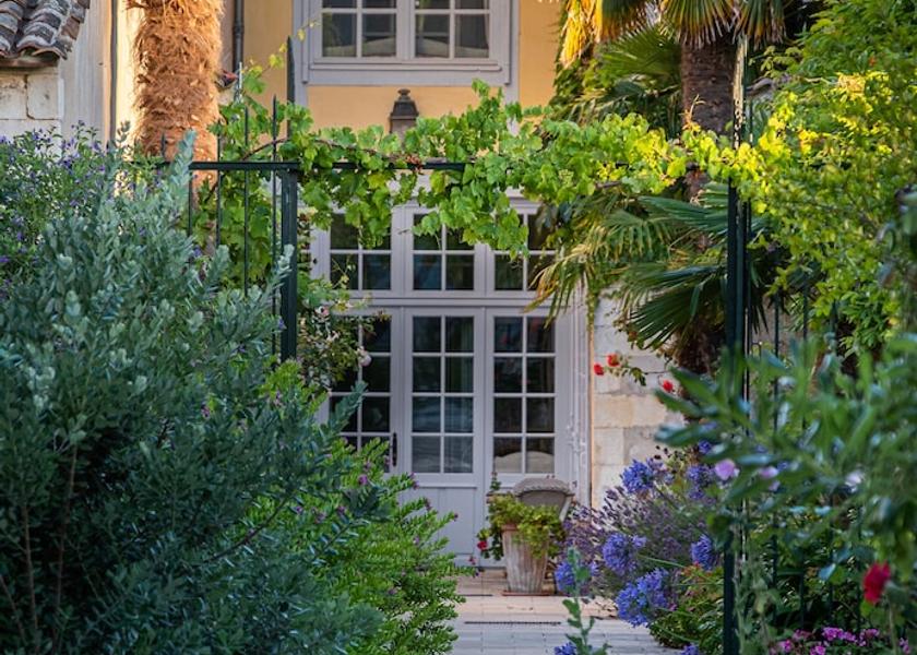 Nouvelle-Aquitaine Saint-Martin-de-Re Garden