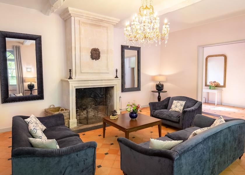 Pays de la Loire Crosmieres Lobby