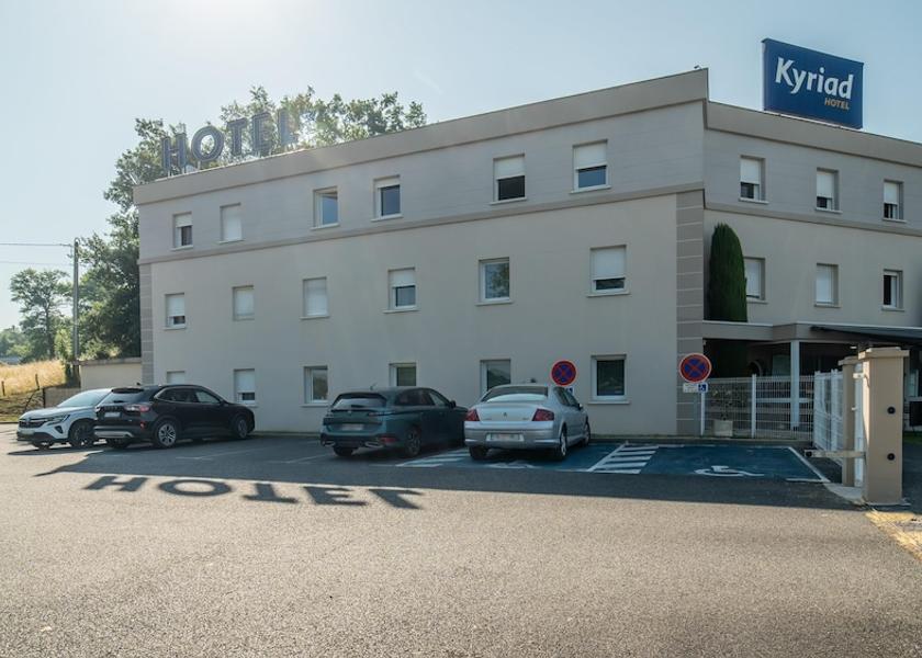 Nouvelle-Aquitaine Ussac Accessible parking