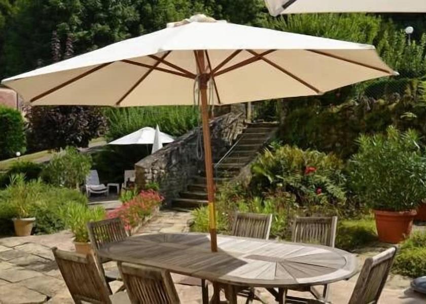 Grand Est Bourbonne-les-Bains Terrace/patio