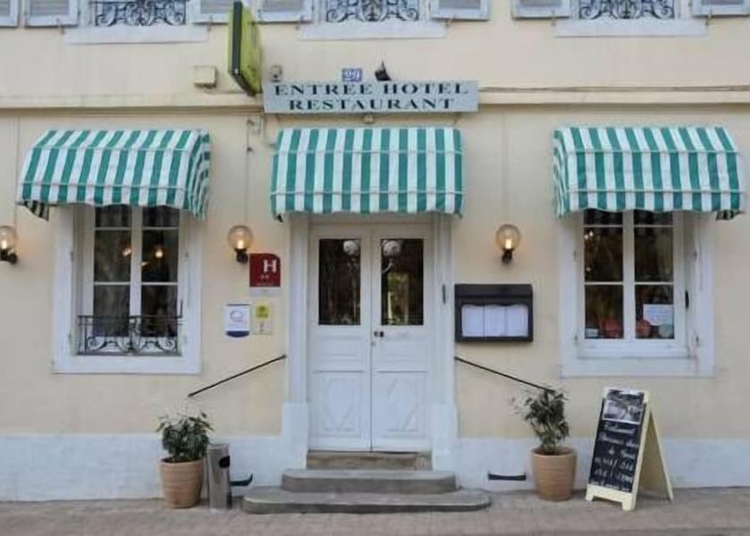 Grand Est Bourbonne-les-Bains Property entrance