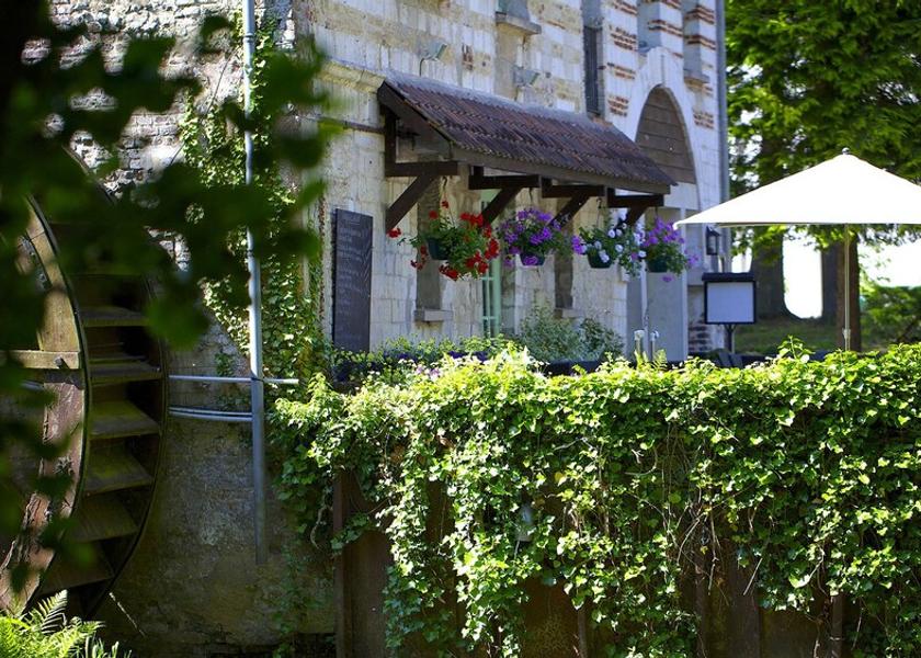 Hauts-de-France Lumbres Facade