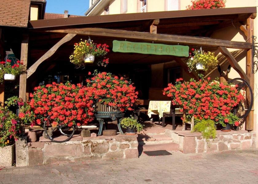 Grand Est Lapoutroie Exterior