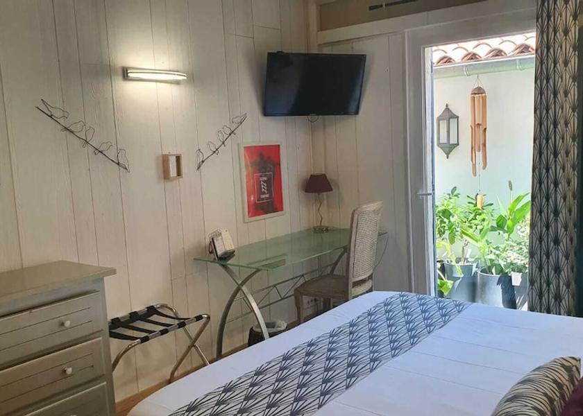 Provence - Alpes - Cote d'Azur Avignon Room