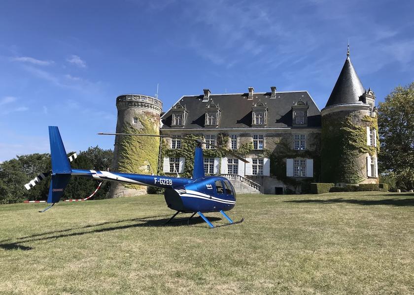 Nouvelle-Aquitaine Biras Helicopter/plane tours