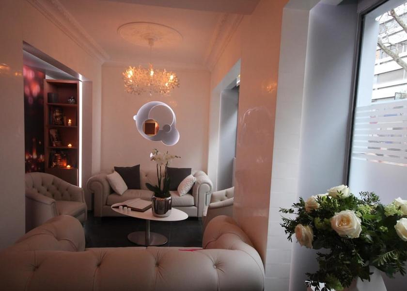 Ile-de-France Paris Lobby
