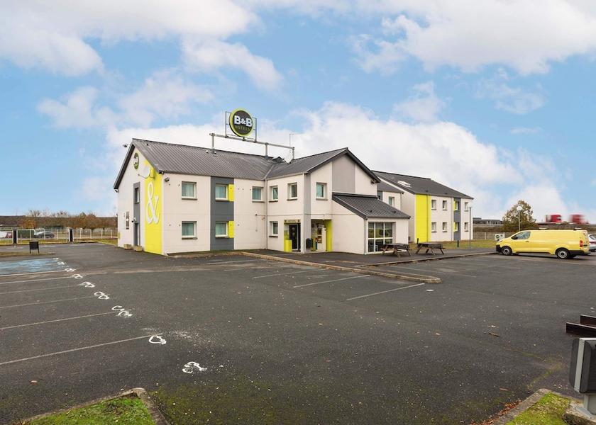 Centre - Loire Valley Bourges Parking