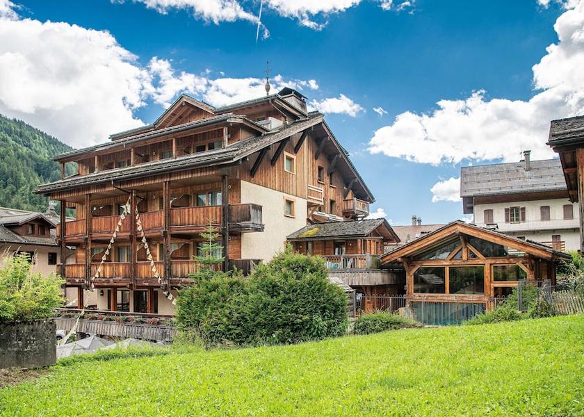 Auvergne-Rhone-Alpes Le Grand-Bornand Exterior Detail