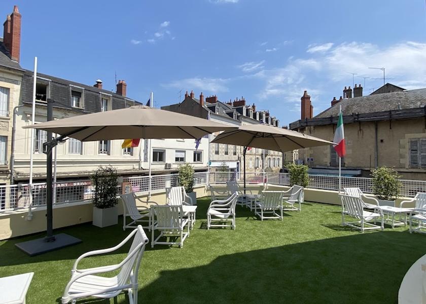 Bourgogne-Franche-Comté Nevers Terrace/patio