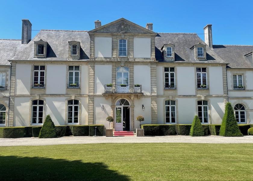 Normandy Sully Facade