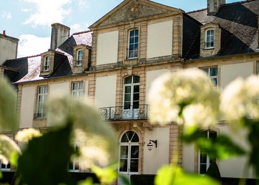 Normandy Sully Facade