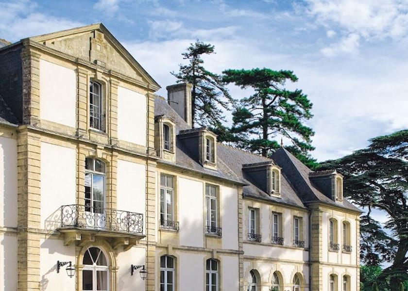 Normandy Sully Facade