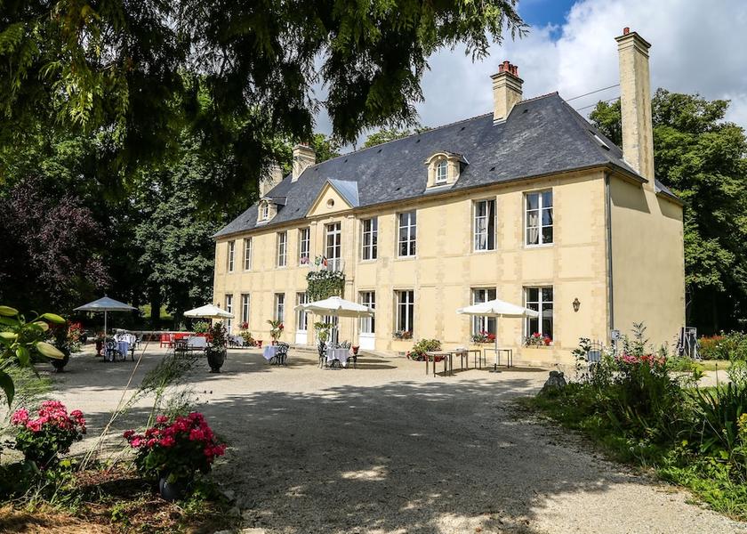 Normandy Bayeux Front of property