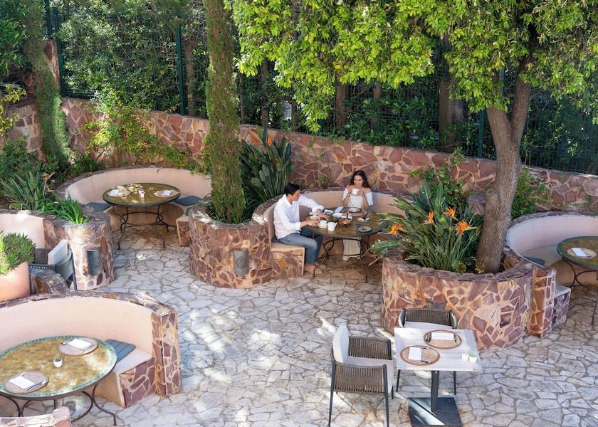 Provence - Alpes - Cote d'Azur Theoule-sur-Mer Breakfast Area