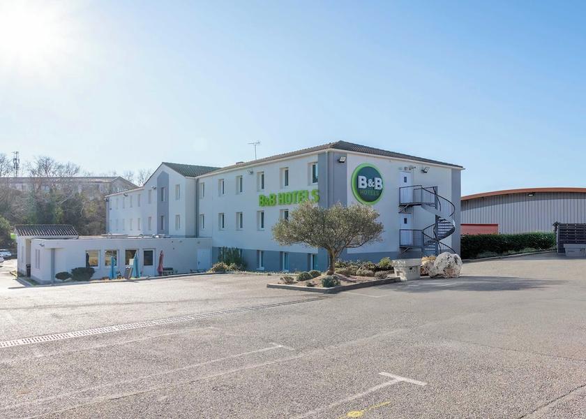 Provence - Alpes - Cote d'Azur Meyreuil Facade