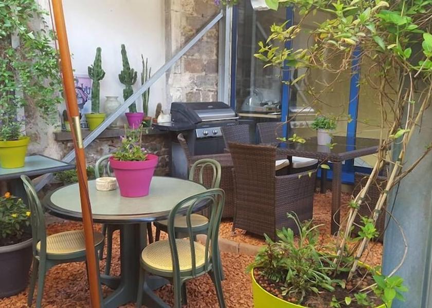 Auvergne-Rhone-Alpes Saint-Laurent-De-Chamousset Terrace