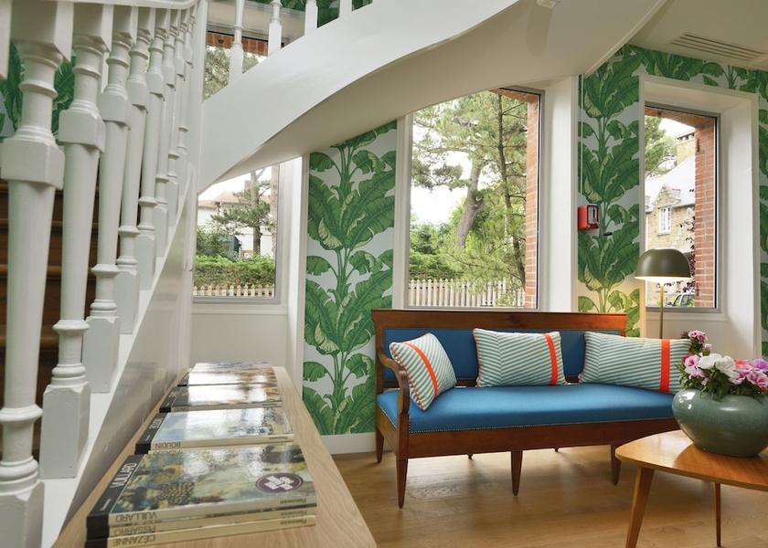 Pays de la Loire La Baule-Escoublac Interior Entrance