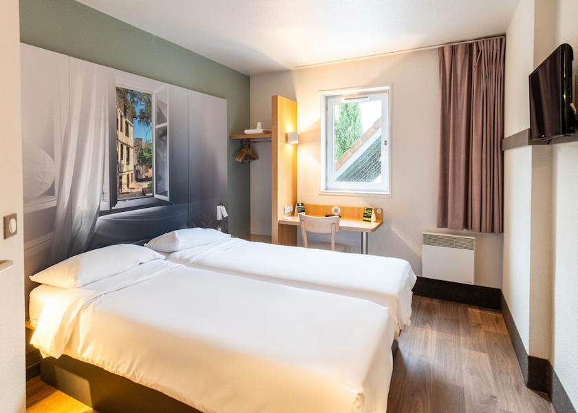 Nouvelle-Aquitaine Limoges ROOM, TWIN BEDS