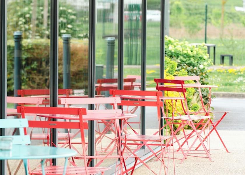 Grand Est Bezannes Terrace/patio