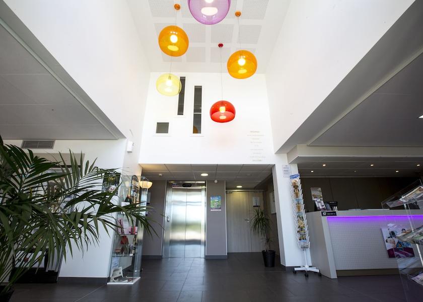 Grand Est Bezannes Reception Hall