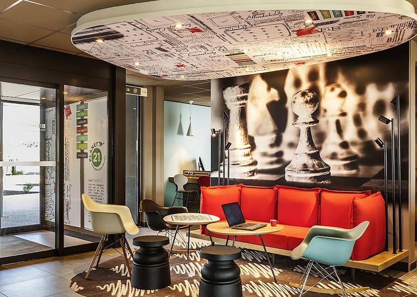 Bourgogne-Franche-Comte Sens Bar