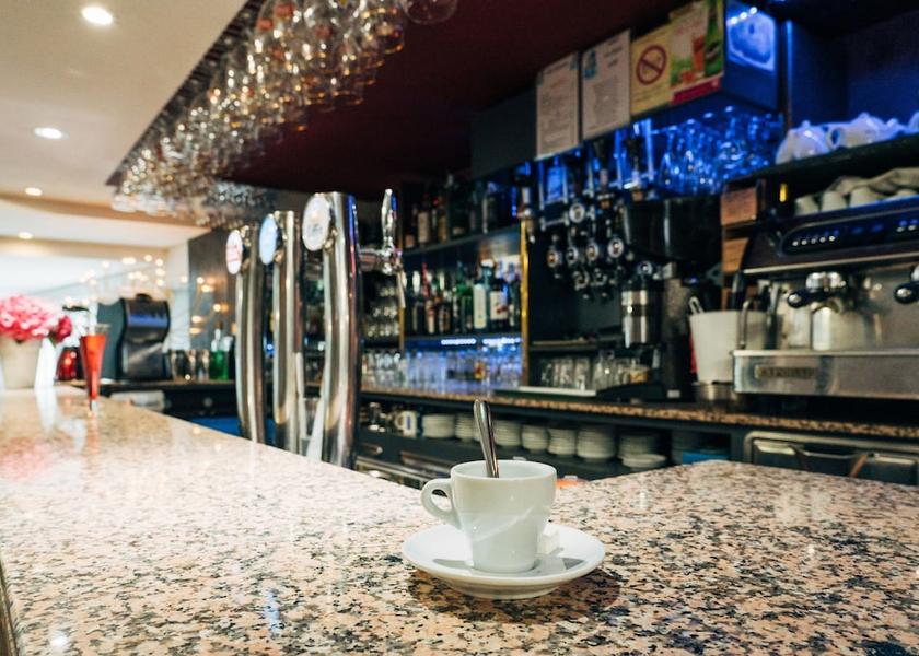 Occitanie Argeles Gazost Bar