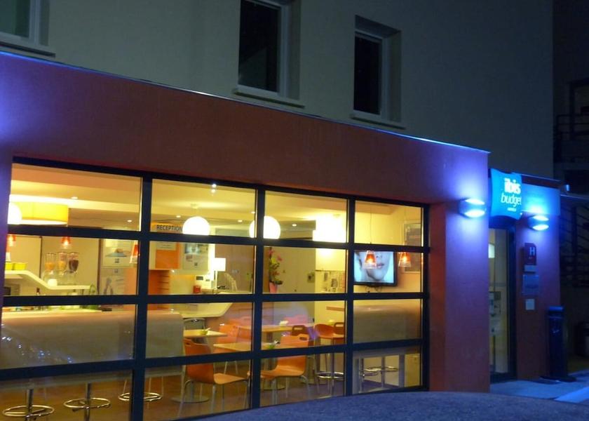 Occitanie Montauban Exterior Detail