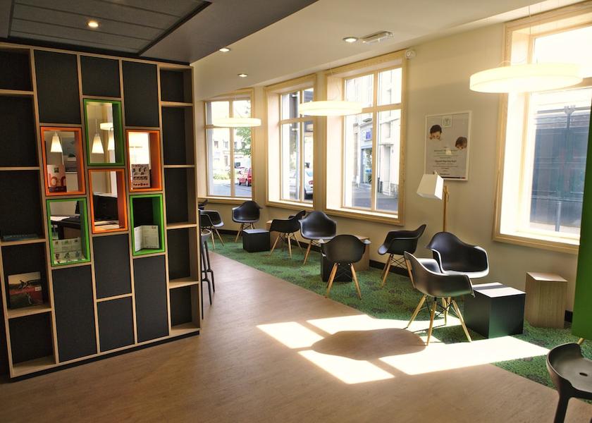 Auvergne-Rhone-Alpes Moulins Lobby