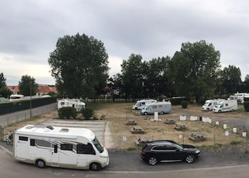 Hauts-de-France Berck-sur-Mer RV or Truck Parking
