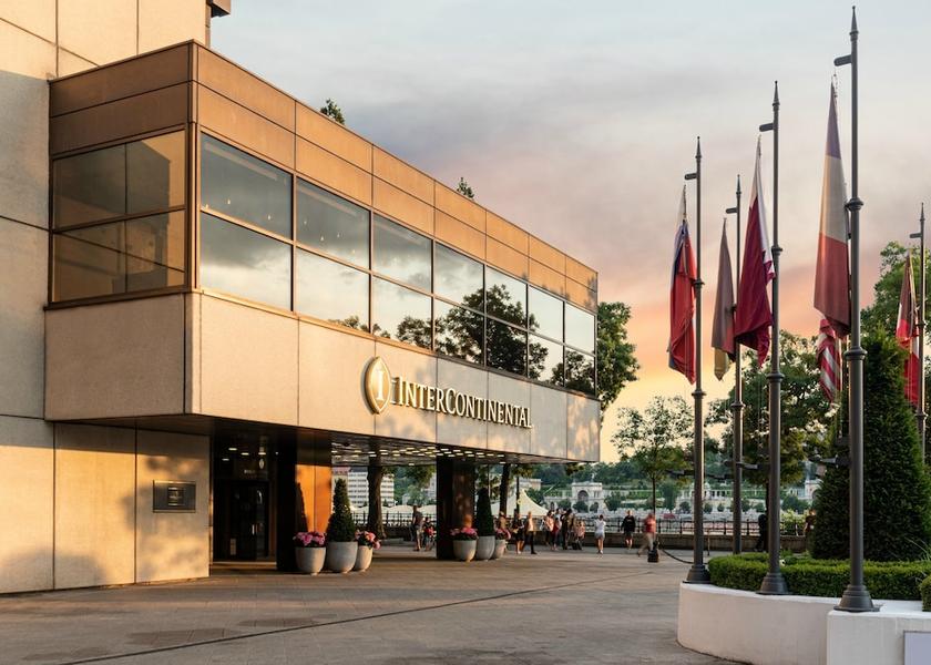  Budapest Exterior