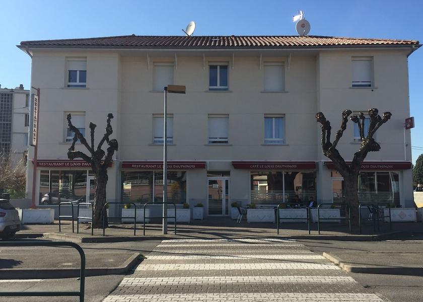 Auvergne-Rhone-Alpes Roussillon-en-Isere Facade