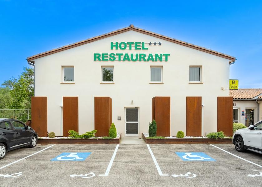 Occitanie Castelnaudary Front of property