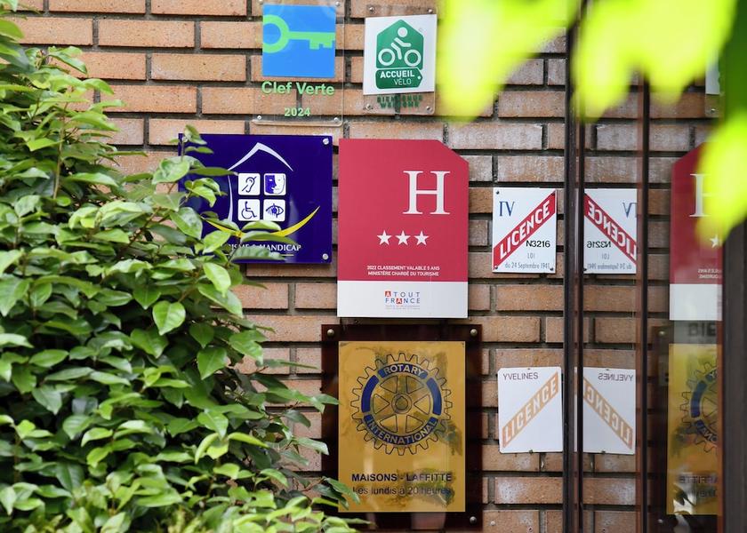 Ile-de-France Maisons-Laffitte Reception