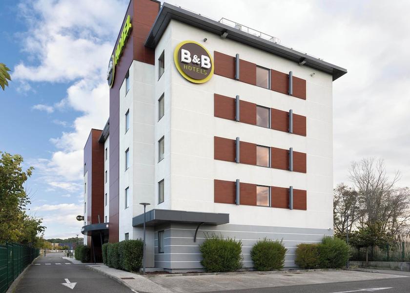 Nouvelle-Aquitaine Tarnos Front of property