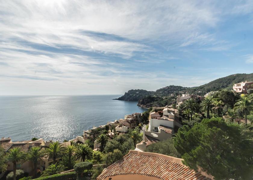 Provence - Alpes - Cote d'Azur Theoule-sur-Mer exterior view