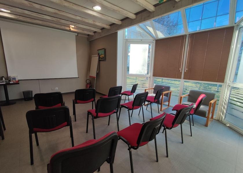 Nouvelle-Aquitaine Bordeaux Meeting facility