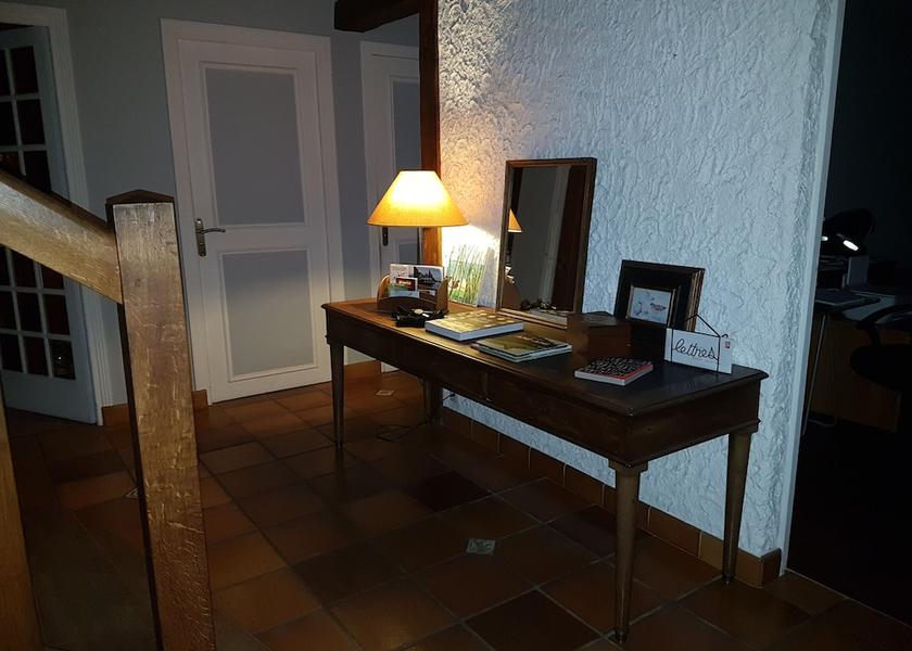 Ile-de-France Presles Interior Entrance