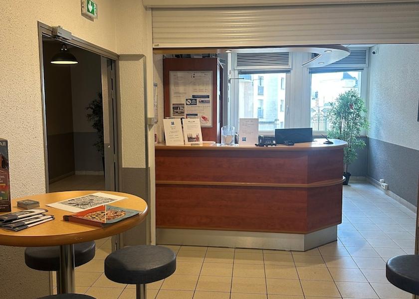 Pays de la Loire Le Mans Reception