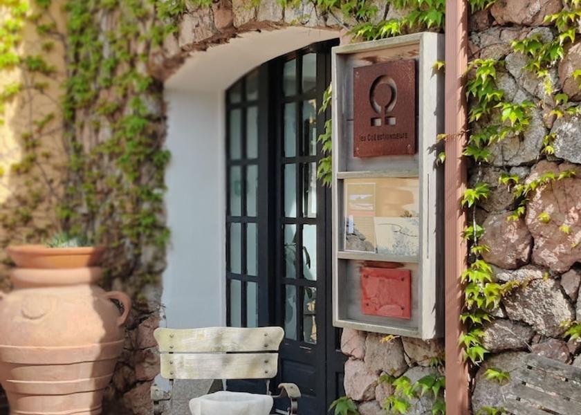 Corsica Porto-Vecchio Reception