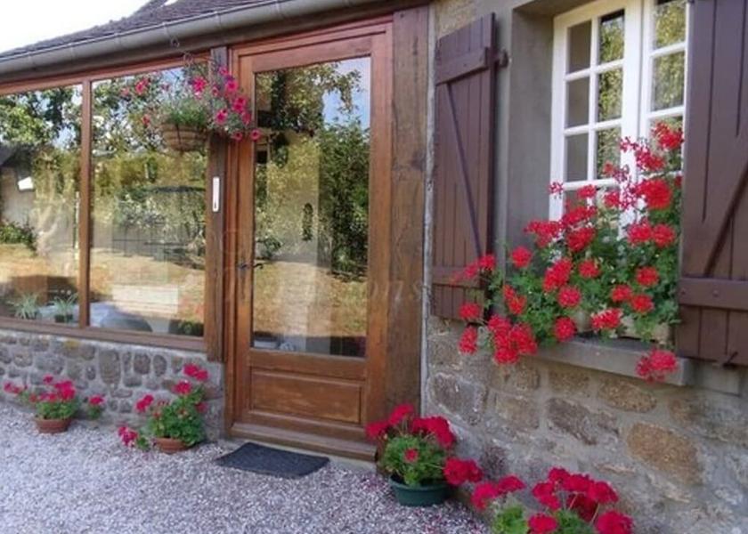 Normandy Faverolles (Normandy) Exterior Detail