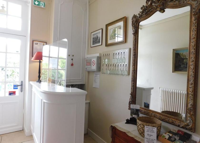 Centre-Loire Valley Saint-Jean-le-Blanc Reception