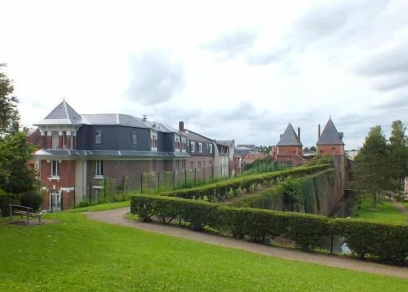 Hauts-de-France Peronne Exterior Detail